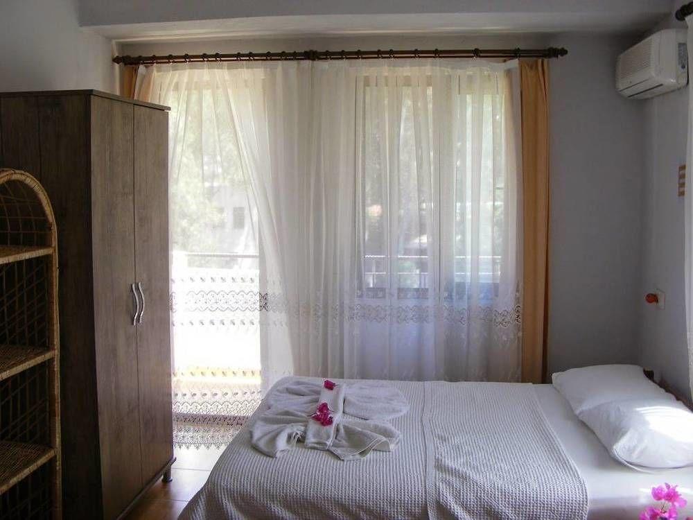 Eucalyptus Pension Патара Экстерьер фото